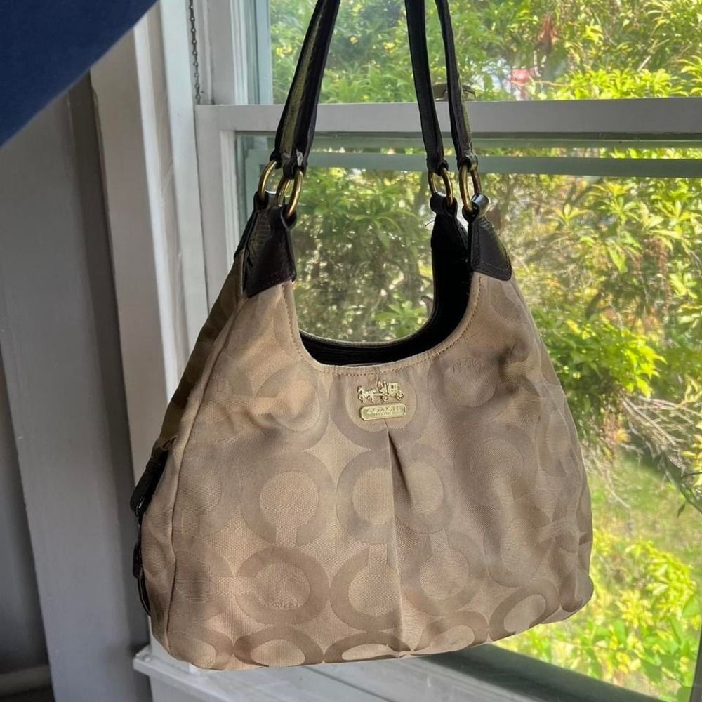 Y2K 2000s Coach signature Cs Monogram Hobo Shoulder bag / Hand bag